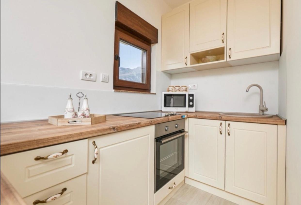 Apartment Bonaca Kotor